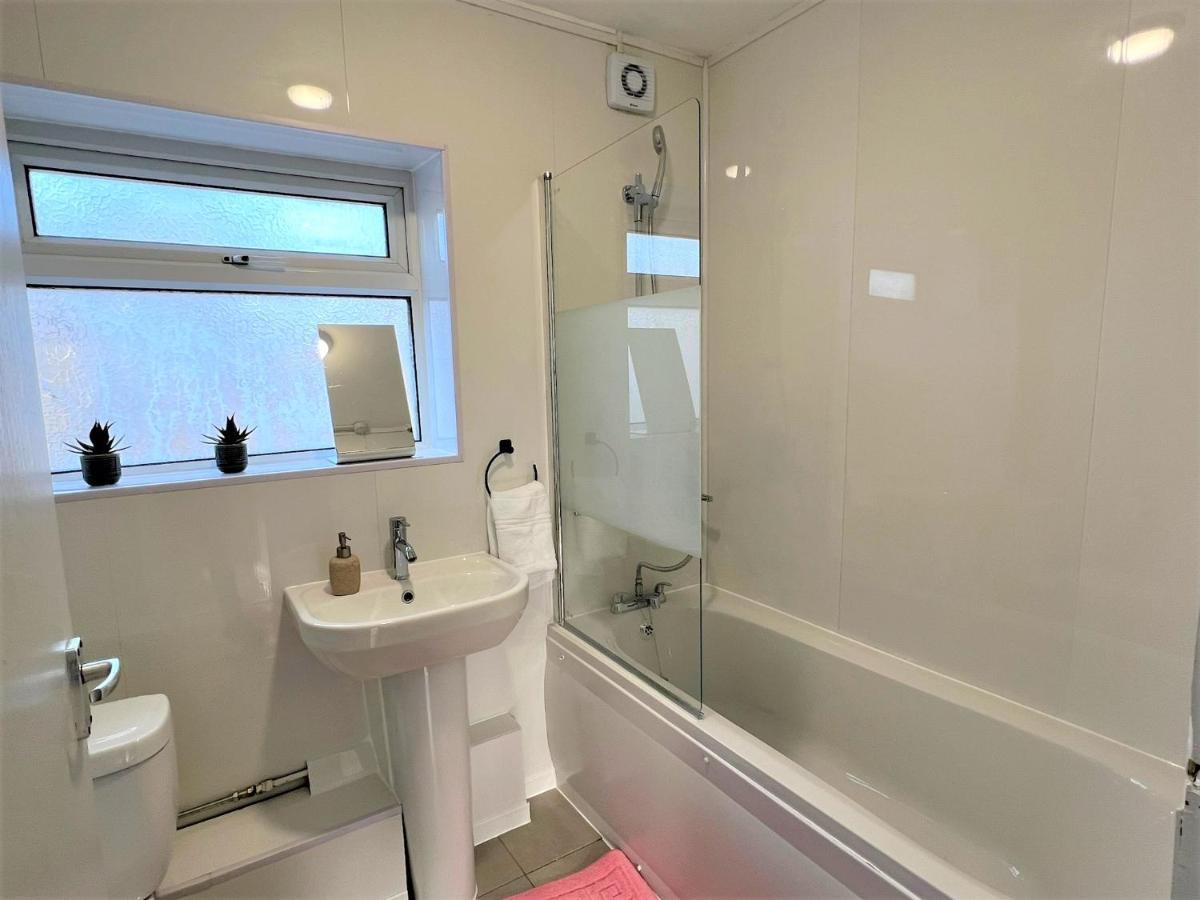 Stepney Green Comfy Double Bed Rooms 14 London Eksteriør billede